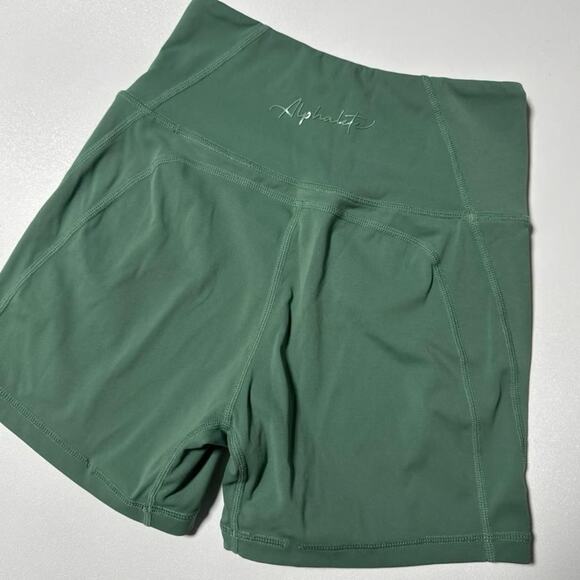 Alphalete Pulse Surge Short - Picture 2 of 6